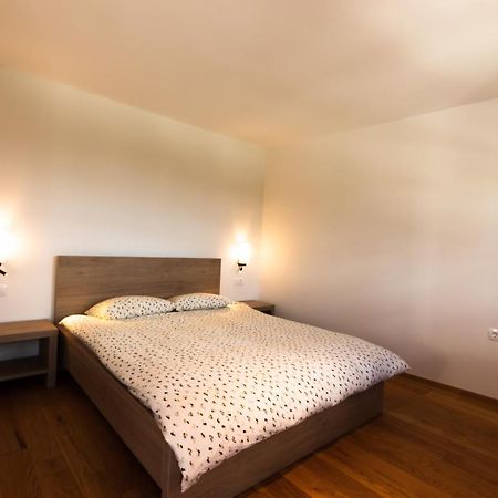 Ferienwohnung Vinoteka Brda Smartno Exterior foto