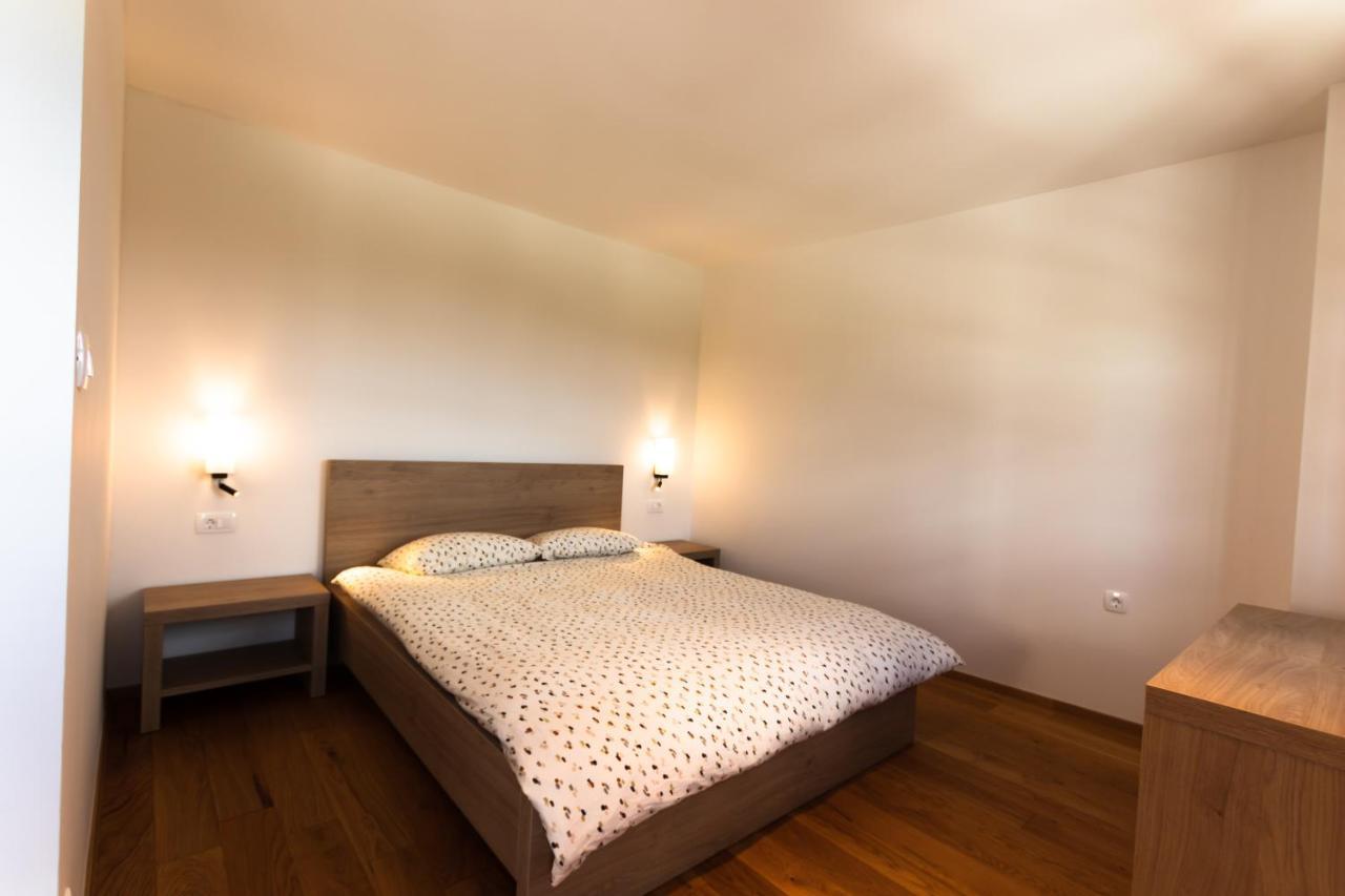 Ferienwohnung Vinoteka Brda Smartno Exterior foto